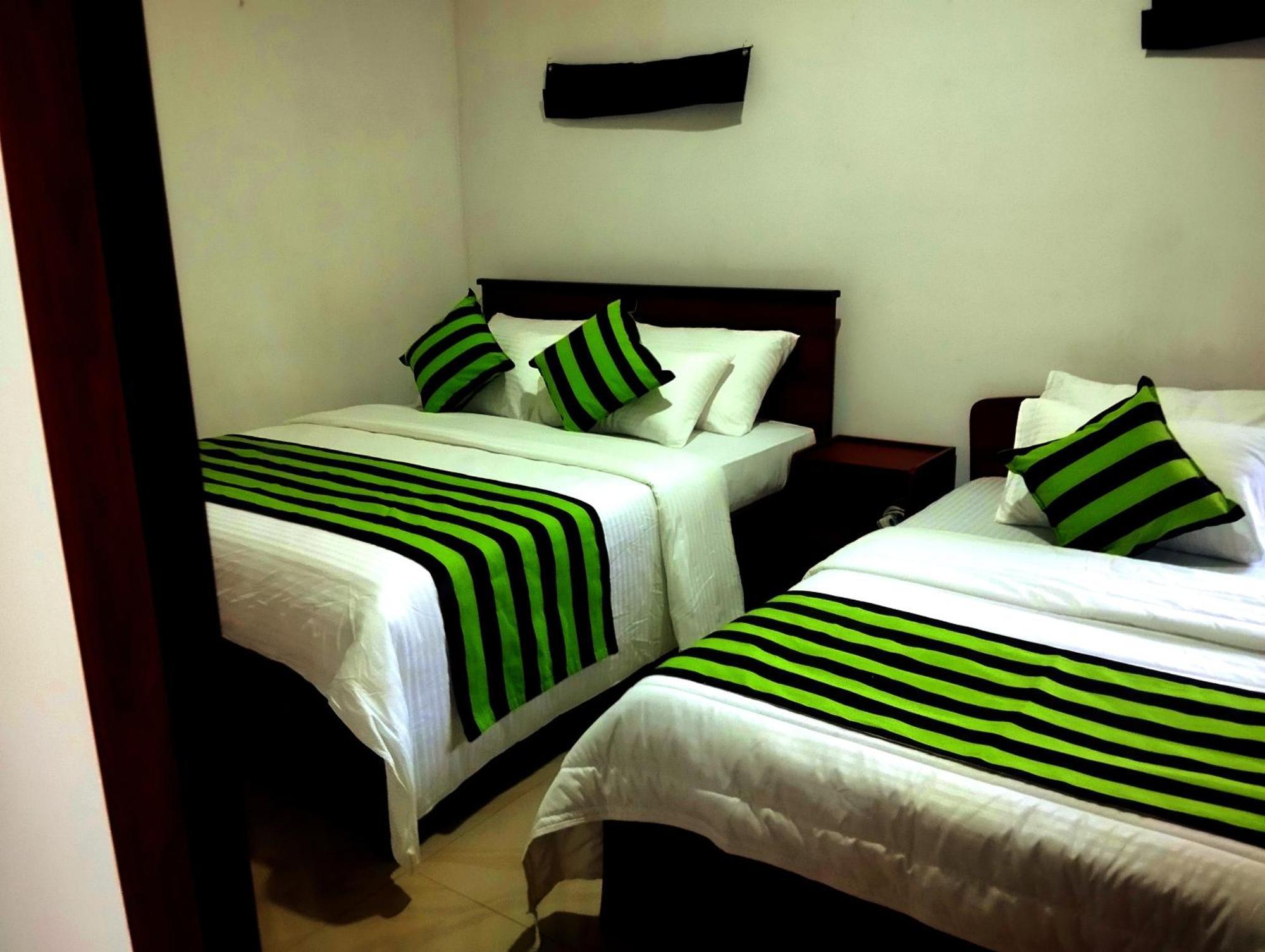 Ella Hotel Upper Hill Екстер'єр фото