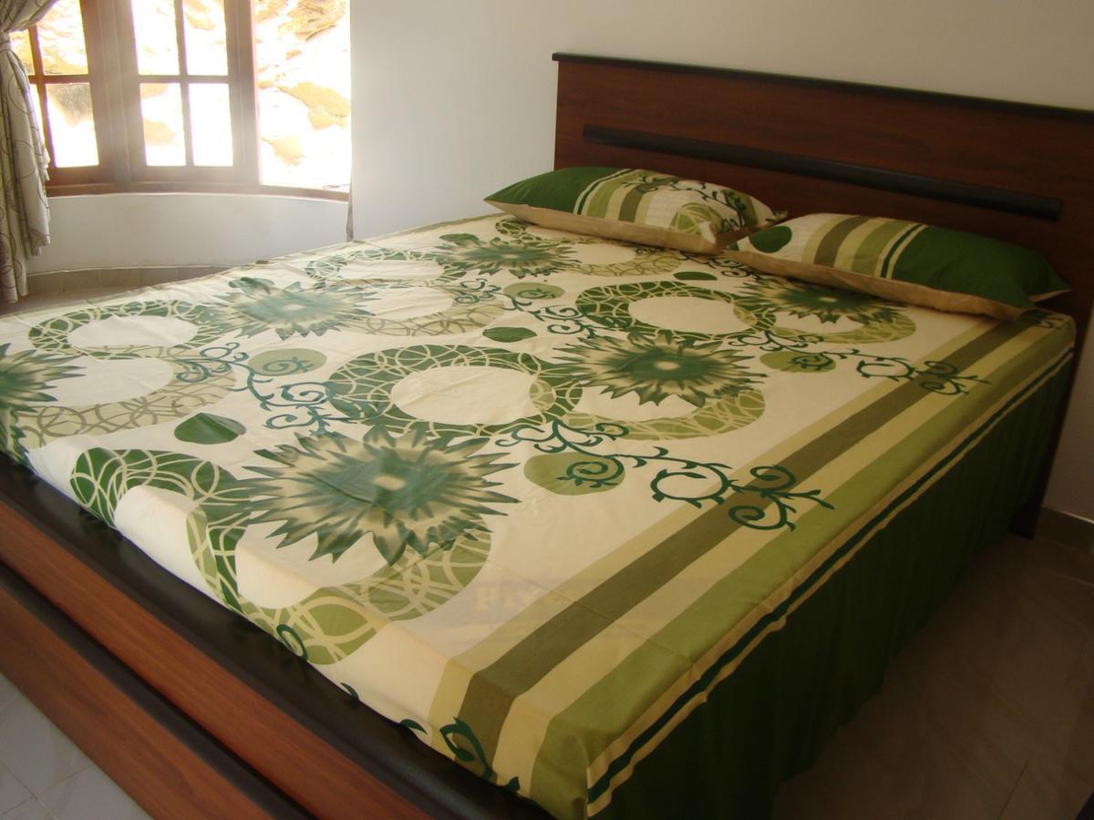 Ella Hotel Upper Hill Екстер'єр фото