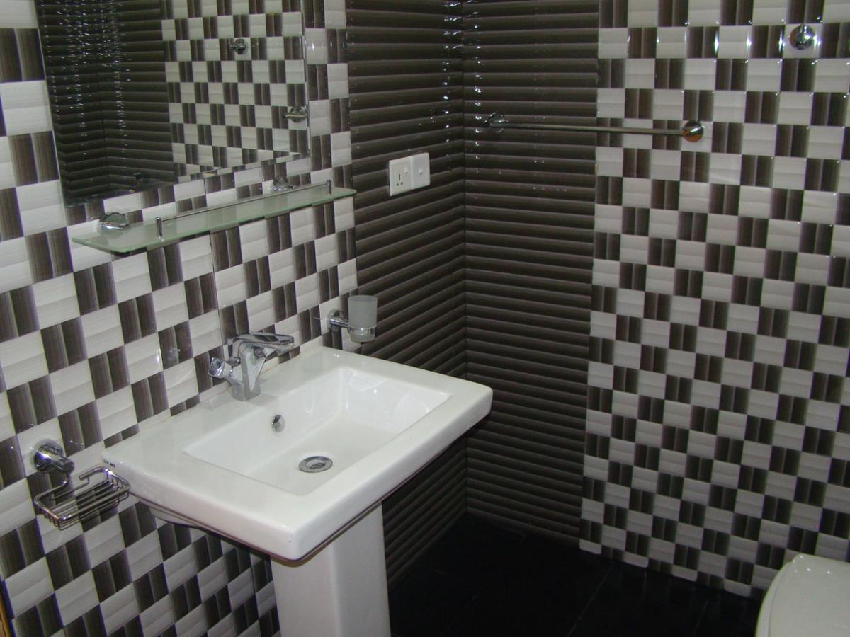 Ella Hotel Upper Hill Екстер'єр фото